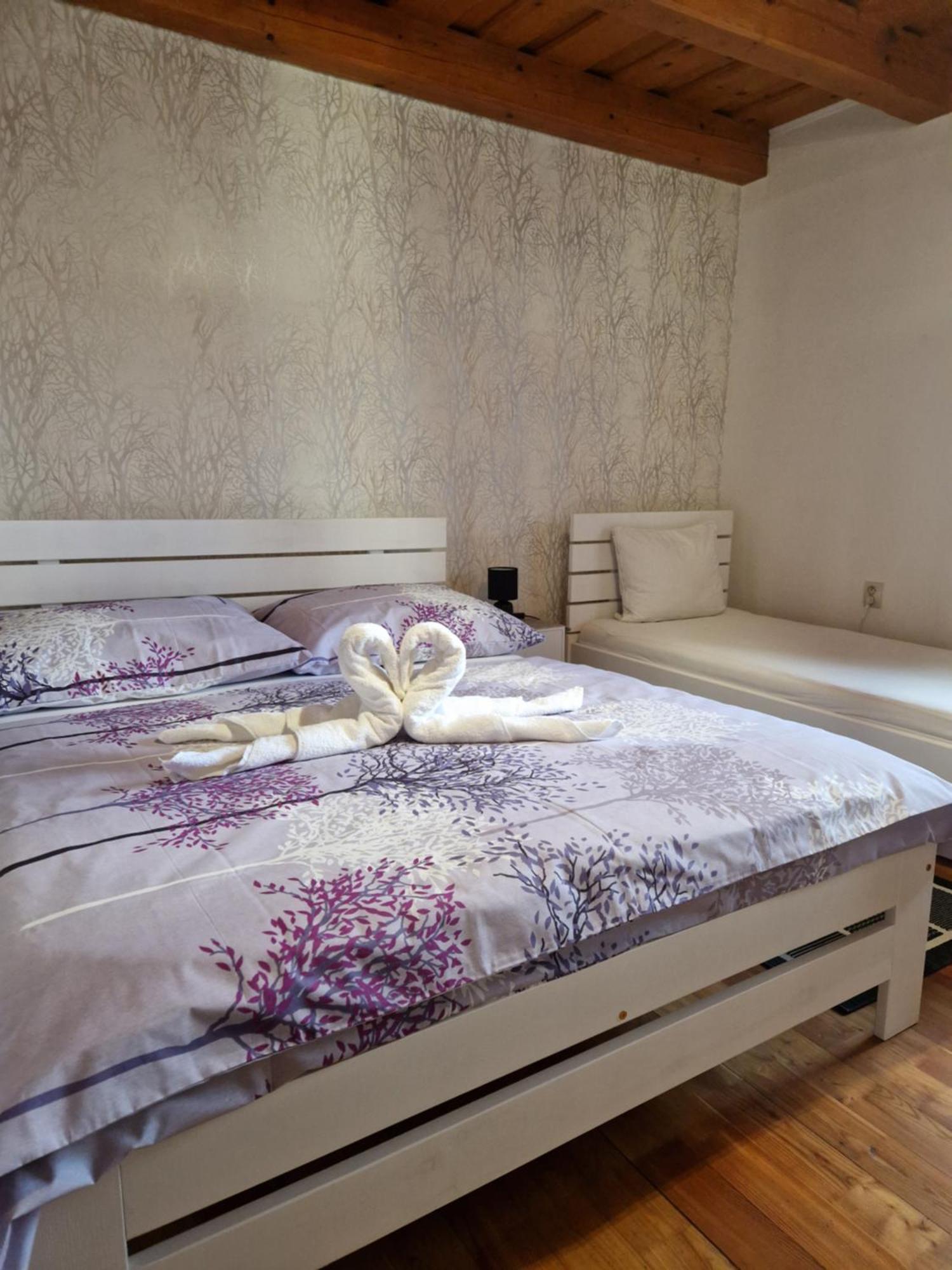 Apartmán Erika Bešeňová Exterior foto