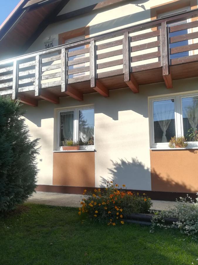 Apartmán Erika Bešeňová Exterior foto